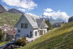 Villa Toggenburg com vista panorâmica à venda